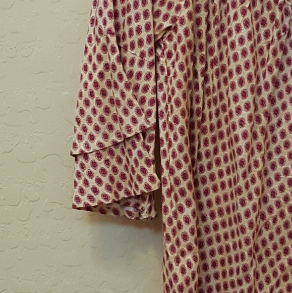 LASCANA VENUS Cream and Light Maroon blouse - Picture 5 of 6